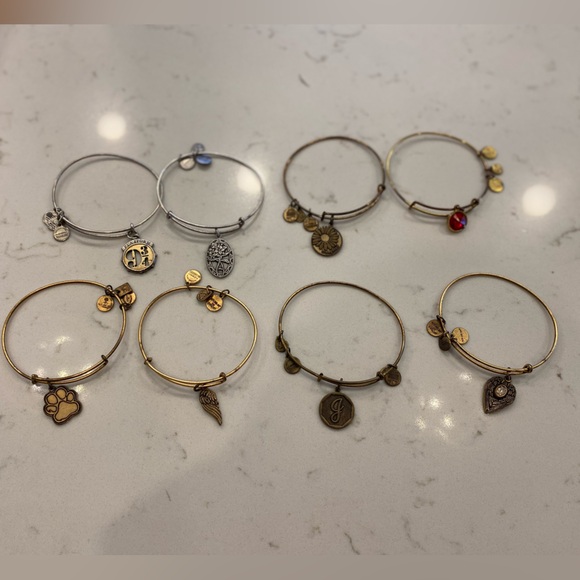 Alex and Ani Angel Wing Gold Colored Bangle Charm Bracelet - Picture 2 of 2